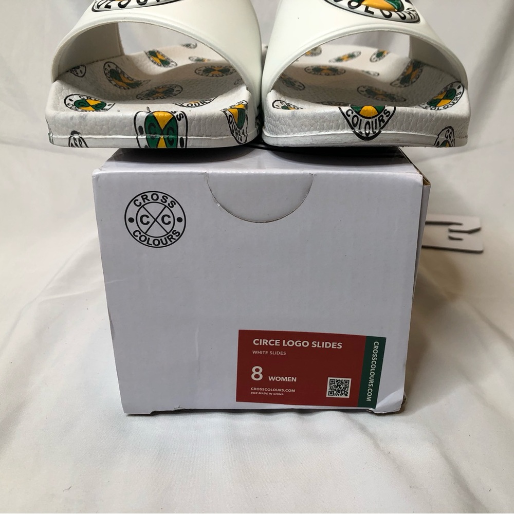 Cross Colours Women’s Slides— Size 8W - Picture 2 of 6